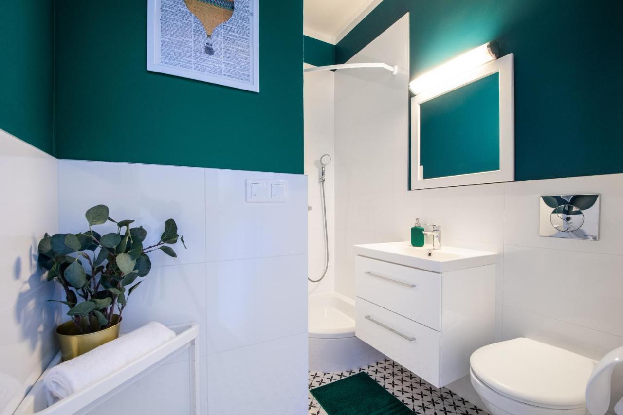 23 Unit Miniapartments Warszawa Lotnisko Okecie Fajne Ministudio Przy Bitwy Warszawskiej Luaran gambar